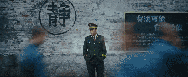 “推理追凶”升级为“时代寓言”新葡京《借命而生》：悬疑剧从(图1)