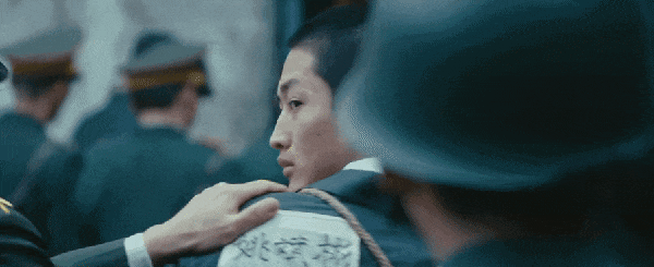 “推理追凶”升级为“时代寓言”新葡京《借命而生》：悬疑剧从(图5)