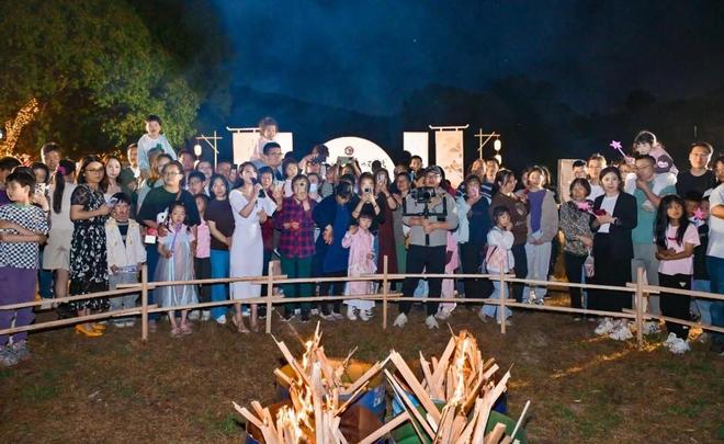 燃！白天逛摊听民谣入夜追萤火蹦迪新葡京娱乐“五一”苏州太湖东山太(图6)